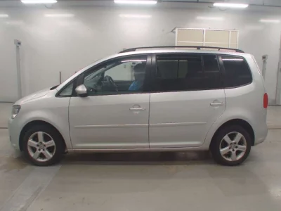 Volkswagen GOLF TOURAN