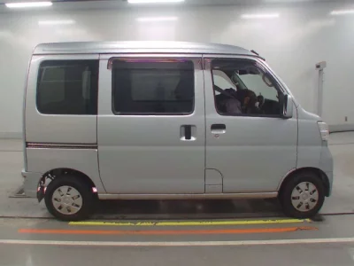 Toyota Pixis Van