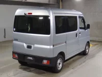 Toyota PIXIS VAN лот № 3393 оценка 3  с аукциона в Японии 1