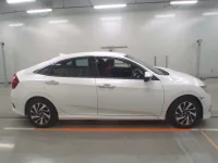 Honda CIVIC лот № 36075 оценка 4.5  с аукциона в Японии 2