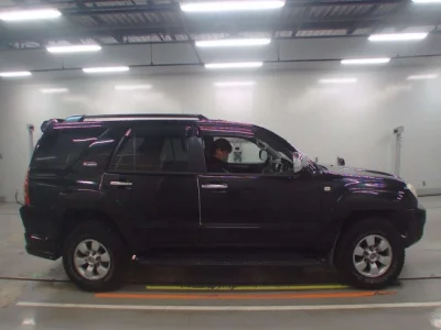 Toyota HILUX SURF  с аукциона в Японии