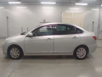 Nissan SYLPHY лот № 10198 оценка 4  с аукциона в Японии 3