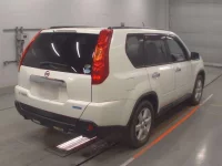 Nissan X-TRAIL лот № 30350 оценка 3.5  с аукциона в Японии 1
