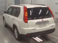 Nissan X-TRAIL лот № 30350 оценка 3.5  с аукциона в Японии 5