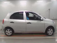 Nissan MARCH лот № 36067 оценка 5  с аукциона в Японии 2