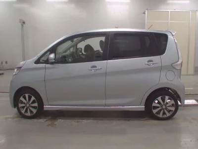 Mitsubishi EK CUSTOM