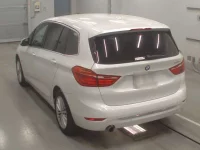 BMW 2-Series лот № 38075 оценка 4.5  с аукциона в Японии 5