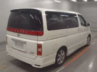 Nissan ELGRAND лот № 10235 оценка 3.5  с аукциона в Японии 1