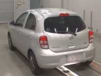 Nissan MARCH лот № 30444 оценка 4  с аукциона в Японии 5