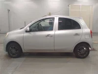 Nissan MARCH лот № 30444 оценка 4  с аукциона в Японии 3