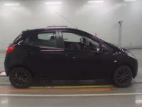 Mazda DEMIO лот № 30437 оценка 3.5  с аукциона в Японии 2