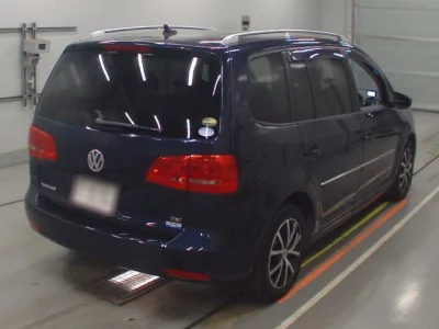 Volkswagen GOLF TOURAN