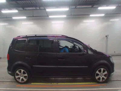 Volkswagen GOLF TOURAN