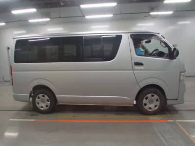 Toyota REGIUS ACE VAN