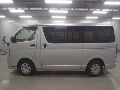 Toyota REGIUS ACE VAN