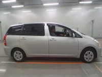 Toyota WISH лот № 30423 оценка 3.5  с аукциона в Японии 2