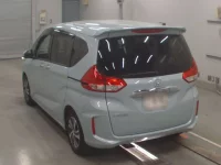 Honda FREED лот № 30470 оценка 4  с аукциона в Японии 5