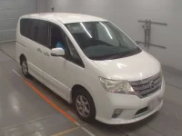 Nissan SERENA лот № 50100 оценка 4  с аукциона в Японии 4