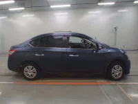 Nissan SYLPHY лот № 30466 оценка 3.5  с аукциона в Японии 2