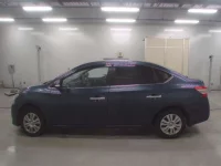 Nissan SYLPHY лот № 30466 оценка 3.5  с аукциона в Японии 3