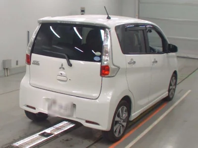 Mitsubishi EK CUSTOM