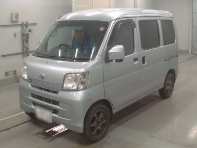 Toyota Pixis Van