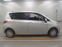 Toyota RACTIS лот № 10323 оценка R  с аукциона в Японии 2