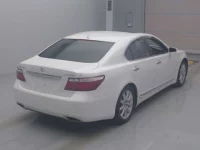 Lexus LS лот № 7160 оценка R  с аукциона в Японии 1