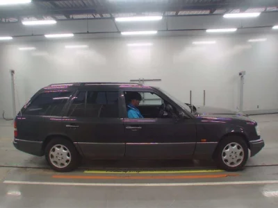 Mercedes-Benz E CLASS WAGON