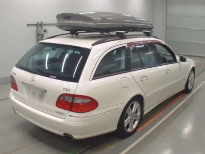 Mercedes-Benz E CLASS WAGON