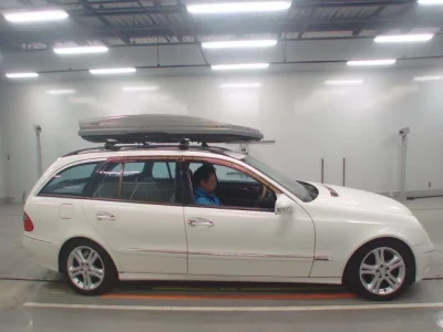 Mercedes-Benz E CLASS WAGON