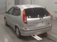 Nissan TINO лот № 10351 оценка 3  с аукциона в Японии 5