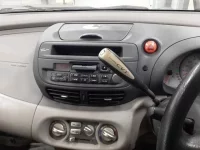 Nissan TINO лот № 10351 оценка 3  с аукциона в Японии 8