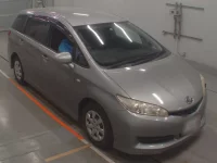Toyota WISH лот № 30602 оценка 4  с аукциона в Японии 4