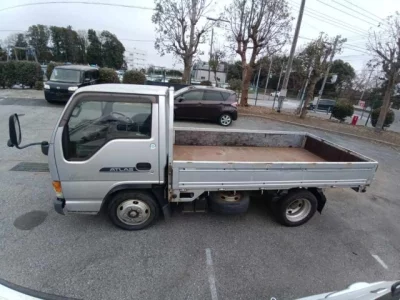 Nissan ATLAS  с аукциона в Японии