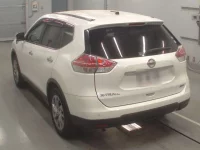Nissan X-TRAIL лот № 30601 оценка 4.5  с аукциона в Японии 5