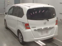 Honda FREED лот № 30595 оценка 4.5  с аукциона в Японии 5