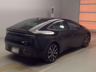 Toyota PRIUS PHV  с аукциона в Японии