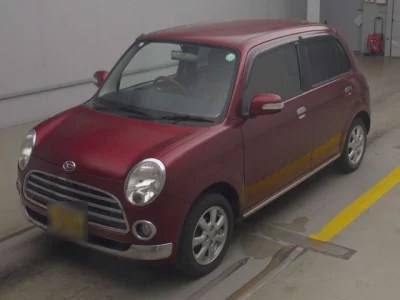 Daihatsu MIRA  с аукциона в Японии