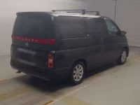Nissan ELGRAND лот № 74086 оценка 3.5  с аукциона в Японии 1
