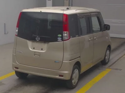 Nissan ROOX  с аукциона в Японии