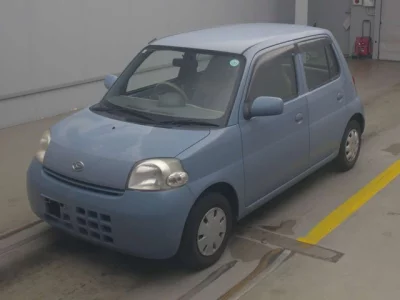 Daihatsu Esse