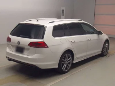 Volkswagen GOLF VARIANT