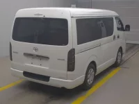 Toyota HIACE VAN лот № 62012 оценка 4.5  с аукциона в Японии 1