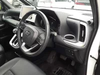 Toyota NOAH лот № 30070 оценка 4  с аукциона в Японии 6