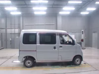 Toyota PIXIS VAN лот № 30043 оценка 4  с аукциона в Японии 2