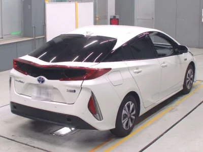 Toyota Prius PHV