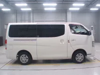 Nissan CARAVAN VAN лот № 30006 оценка 3.5  с аукциона в Японии 2