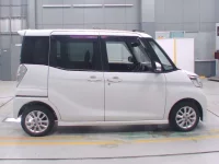 Nissan DAYZ ROOX лот № 30019 оценка 4  с аукциона в Японии 2