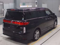 Nissan ELGRAND лот № 30081 оценка 3.5  с аукциона в Японии 1